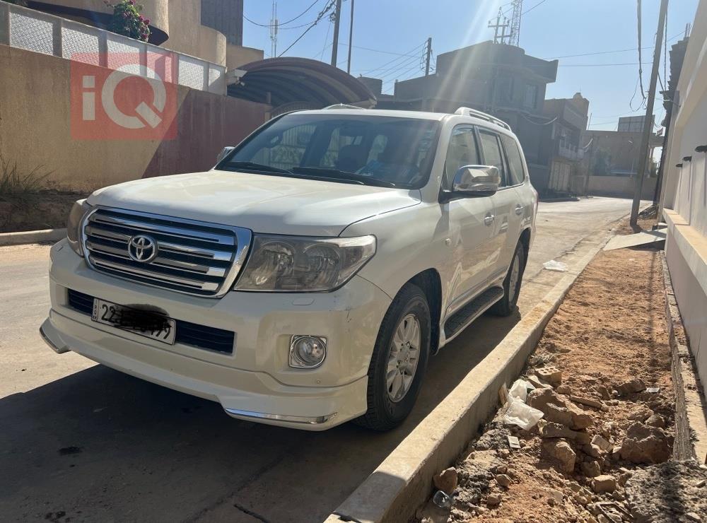 تويوتا لاندكروزر